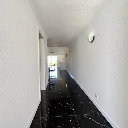 Stylish 3 By Homing Apartment *